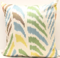 i84 - Handmade Ikat Pillow Cover
