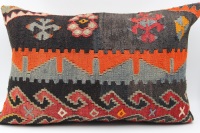 D336 Kilim Pillow Cover