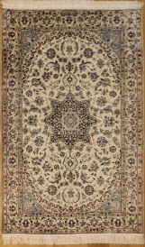 R8616 Persian Silk and wool Nain Rugs
