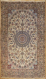 R8623 Persian Silk and Wool Nain Rugs