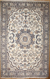 R8699 Persian Silk and wool Nain Rugs