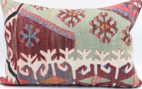 D147 Vintage Kilim Pillow Cover