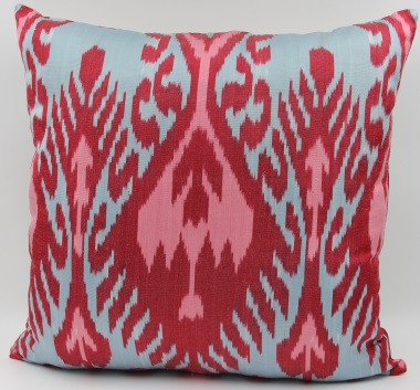 i28 - Handmade Ikat Pillow Cover