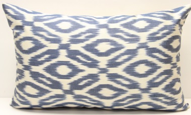 i50 - Handmade Silk Ikat Pillow Cover
