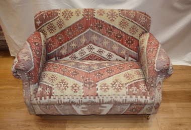 R6888 Antique Howard Kilim Sofa