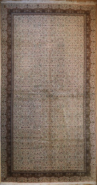 R4906 Antique Persian Tabriz Carpet