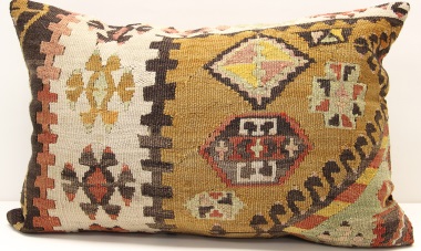 D124 Antique Turkish Kilim Pillow Cover