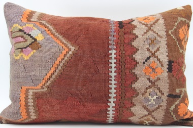 D126 Antique Turkish Kilim Pillow Cover