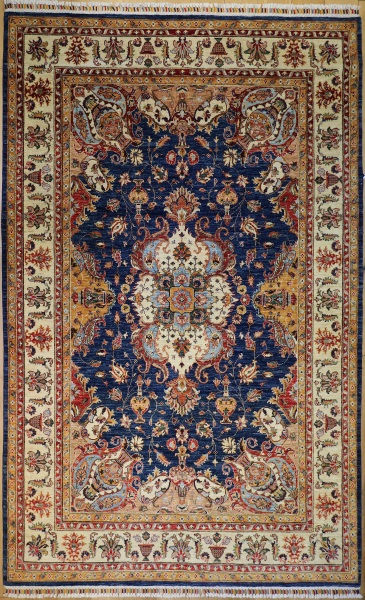R8310 Persian Isfahan Carpets