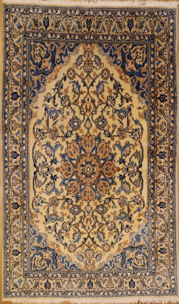 R8468 Persian Silk and wool Nain Rugs