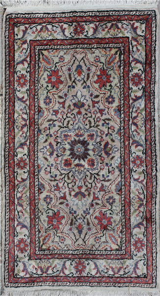 R5357 Silk Rug