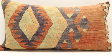D27 Turkish Kilim Pillow Cover