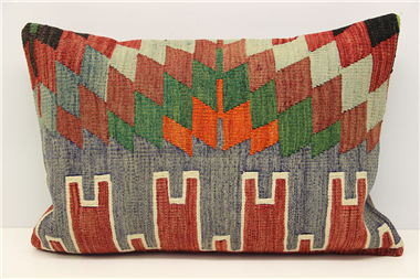 D307 Turkish Kilim Pillow Cover