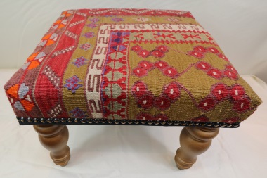 R5286 Vintage Kilim Footstool