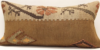 D107 Vintage Kilim Lumbar Pillow Cover